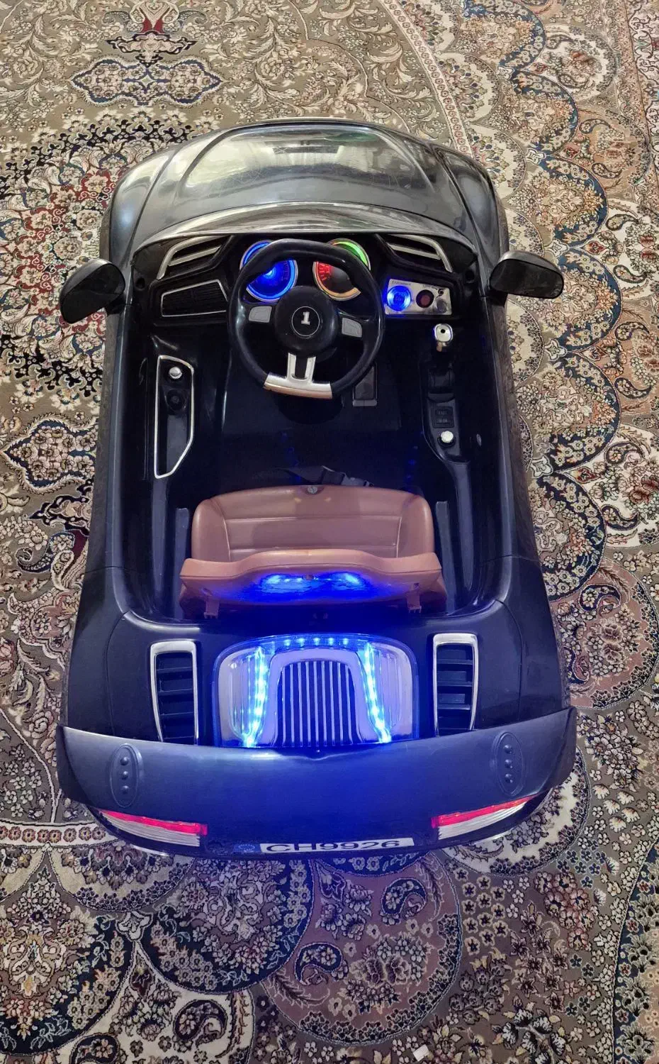 ماشین شارژی سالم و تمیز|اسباببازی بچه|پیر بکران, |دیوار