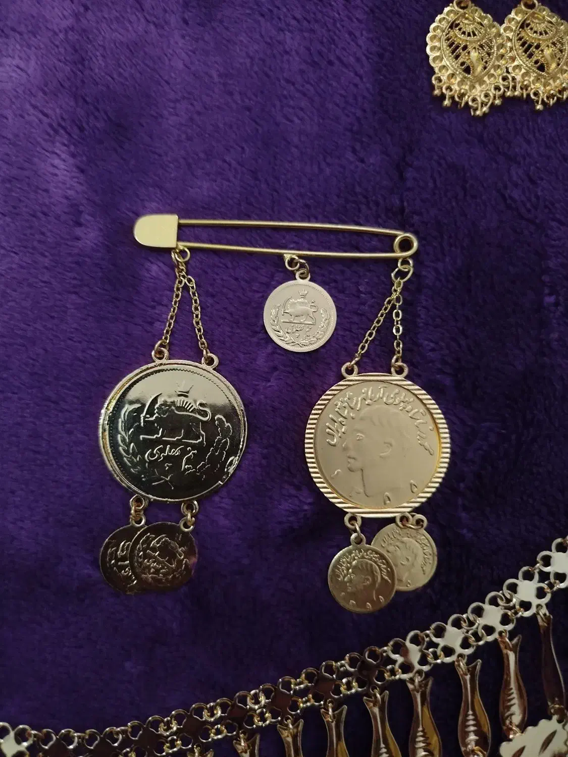 فروش ویژه سوزن . سنجاق زیر گلو . گردنبند میخک|بدلیجات|صدرا-فارس, فاز ۲|دیوار