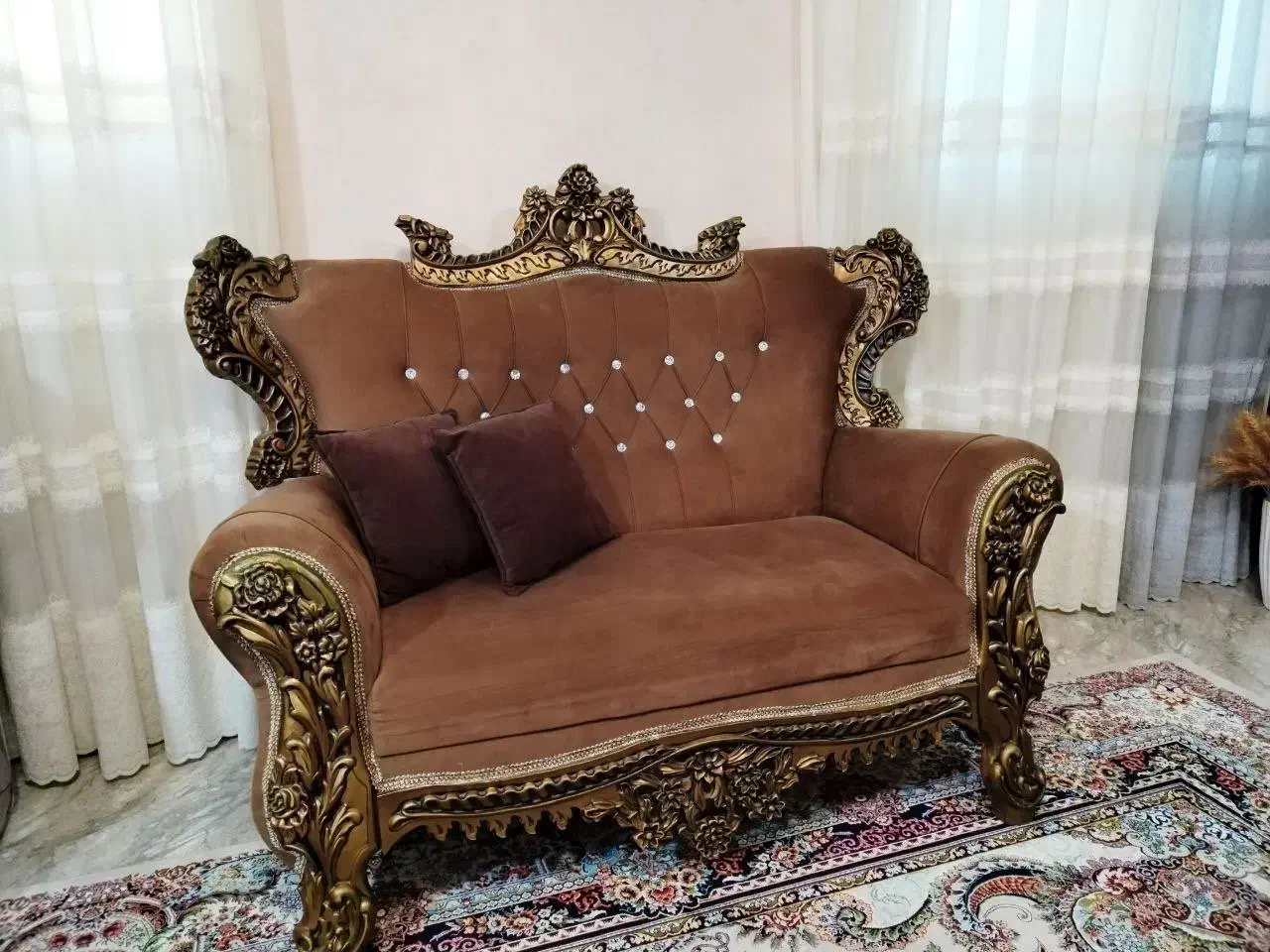 مبل سلطنتی ۷ نفره نو|مبلمان خانگی و میز عسلی|گرگان, |دیوار