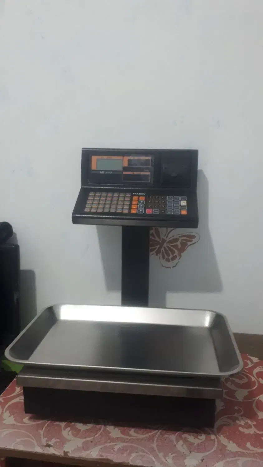 ترازوی رادین۴۰کیلویی|فروشگاه و مغازه|سنندج, |دیوار