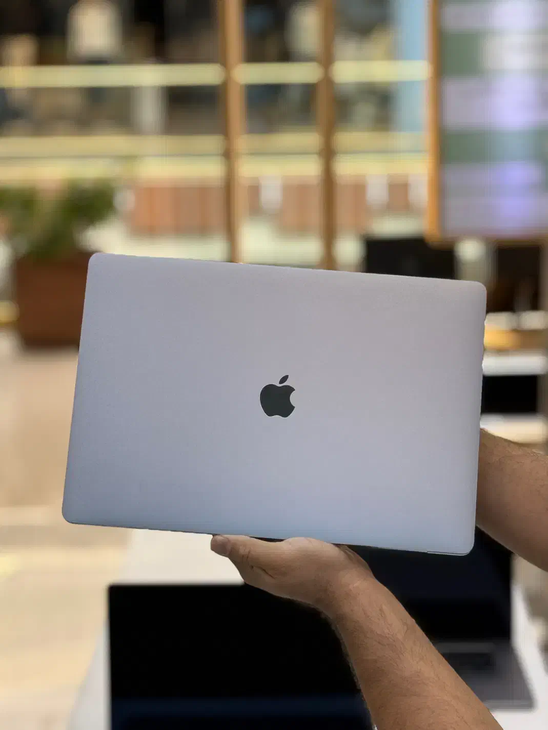 مک بوک پرو ۲۰۱۸ 15 اینچ i7 رم ۳۲ (تک سایار)|رایانه همراه|تبریز, |دیوار