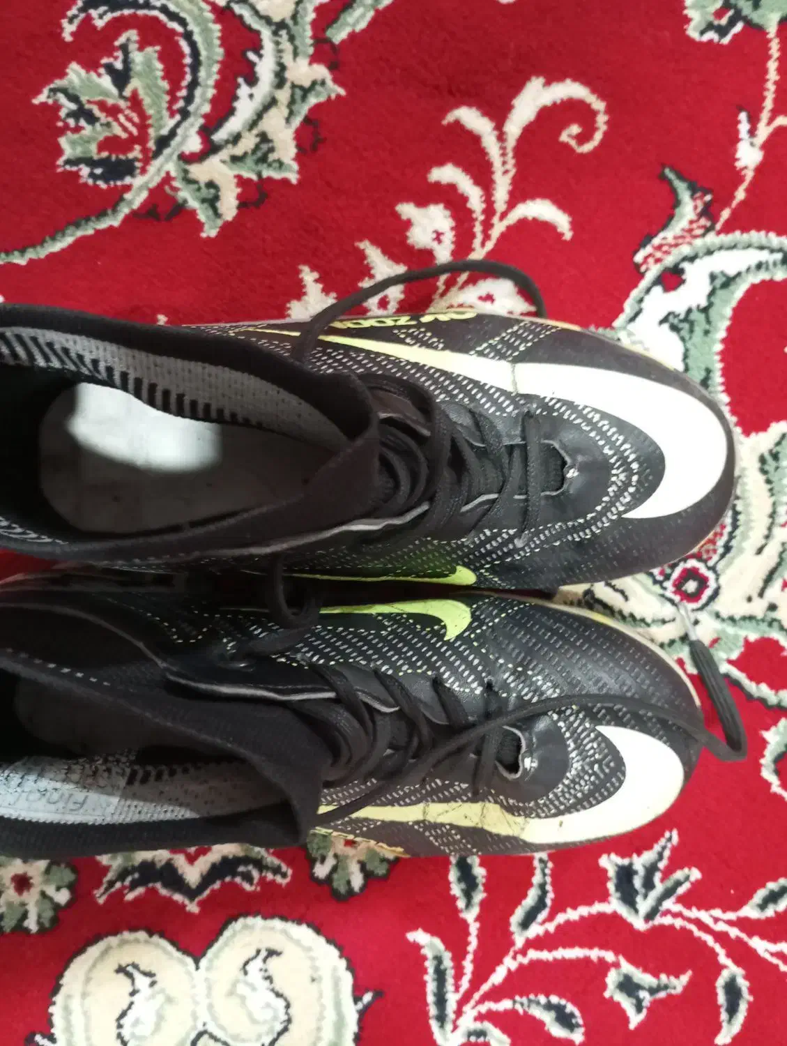 کفش فوتبالی نایک|کیف، کفش، کمربند|آباده, |دیوار