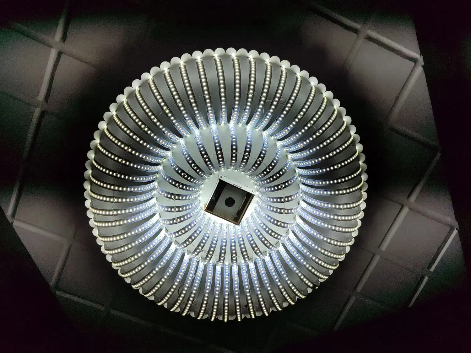 لامپ دستساز خاص و دکوراتیو|ریسه و چراغ تزئینی|اسلامآباد غرب, |دیوار