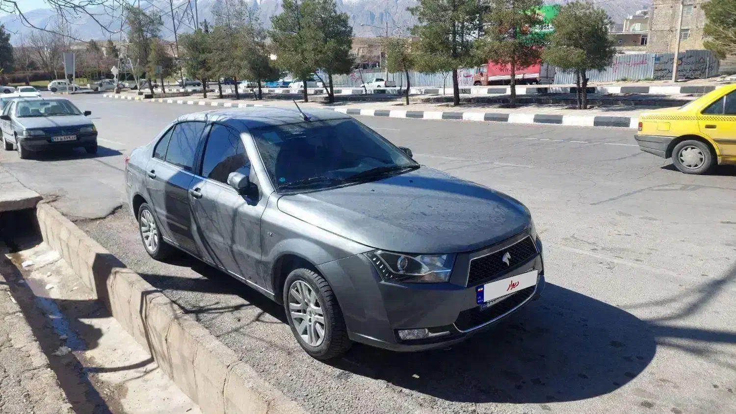 دنا مدل ۹۸ با رینگ صلیبی شرکتی آینه برقی|خودرو سواری و وانت|شیراز, غدیر شمالی|دیوار