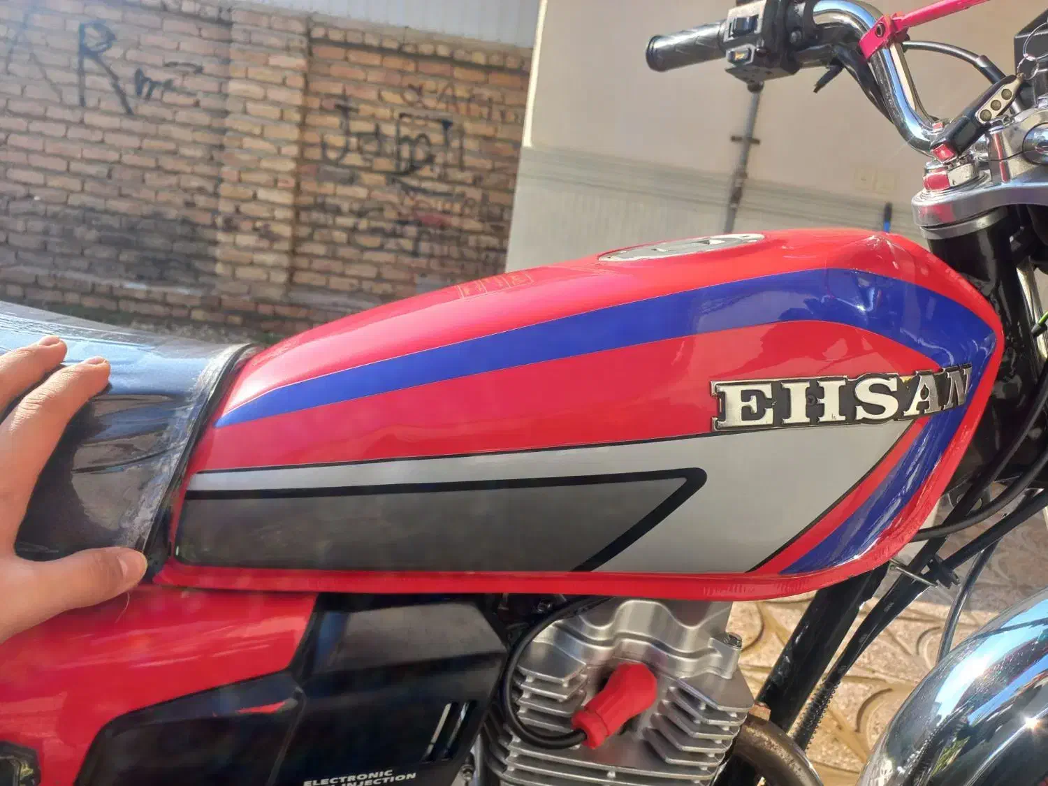 باک احسان 200 انژکتوری و کمک فنر گازی|قطعات یدکی و لوازم جانبی|گمیشان, |دیوار