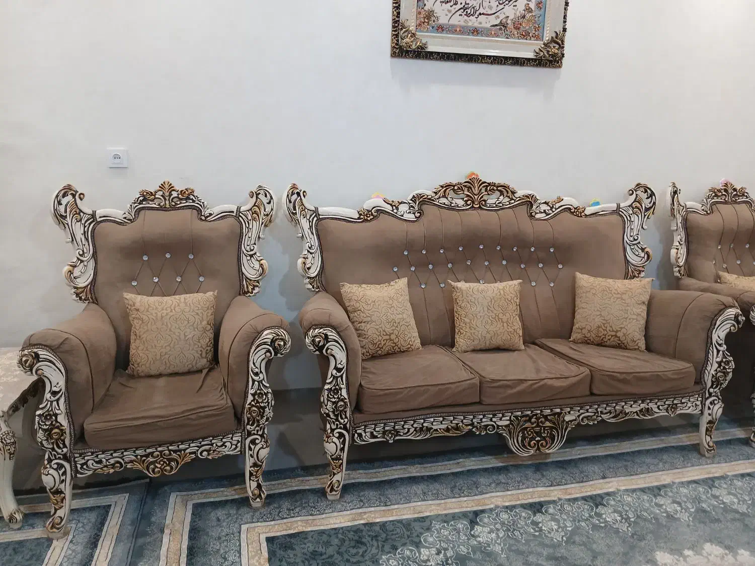 مبل هفت نفره همراه با میز عسلی|مبلمان خانگی و میز عسلی|قدس, شهر‌قدس|دیوار