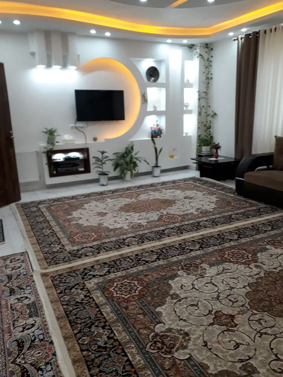 ساختمان ۴ طبقه  ۴واحد طبقه اول|فروش آپارتمان|رشت, انصاری|دیوار