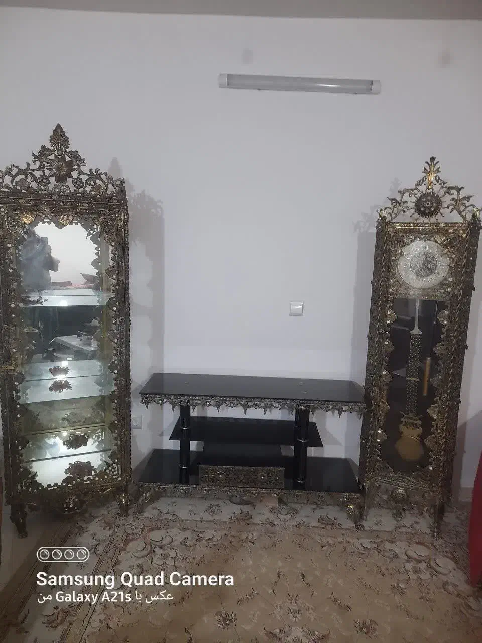 بوفا ساعت ومیزتلوزین برنجی|بوفه، ویترین، کنسول|سمنان, |دیوار