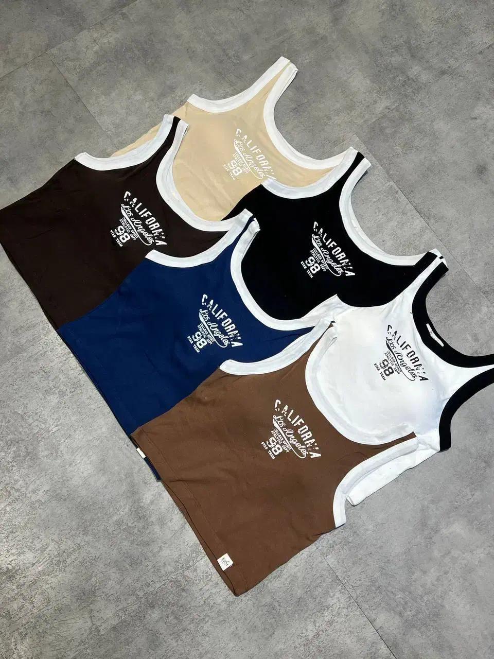 کراپ کاپدار|لباس|کاشان, بازار کاشان|دیوار