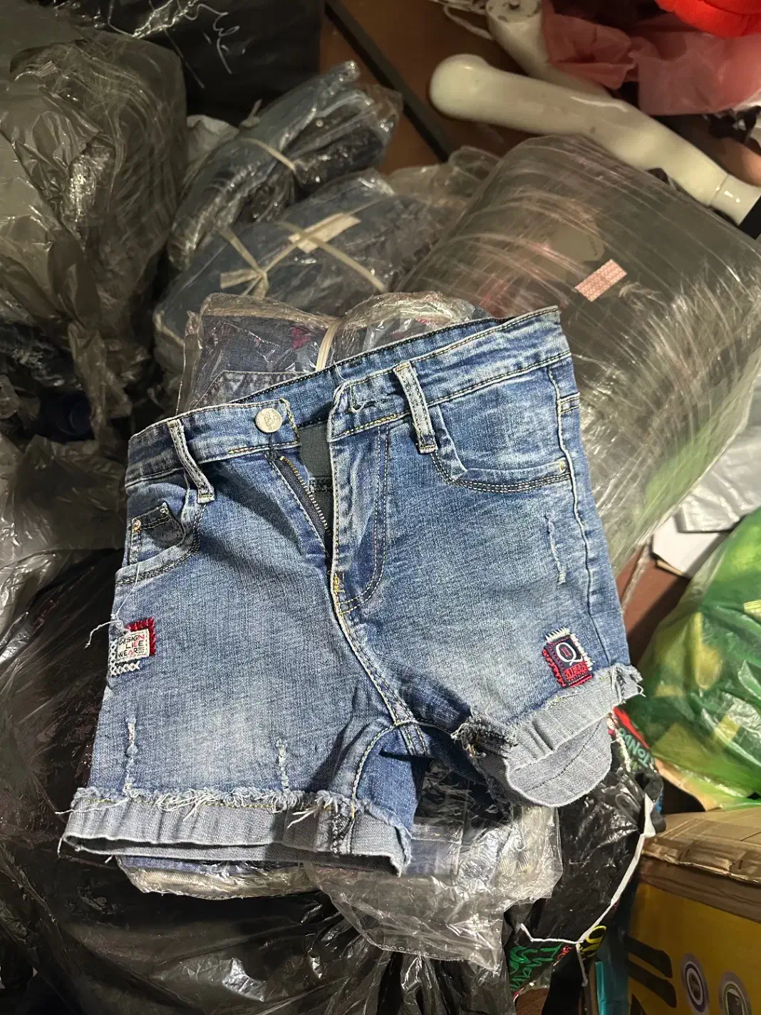 شلوارک جین میکس|لباس|شیراز, سینما سعدی|دیوار