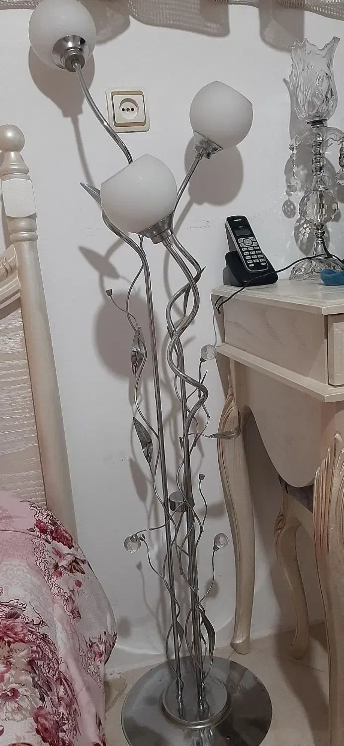 آباژور با ۳عدد حباب|چراغ خواب و آباژور|مشهد, شهید بهشتی|دیوار