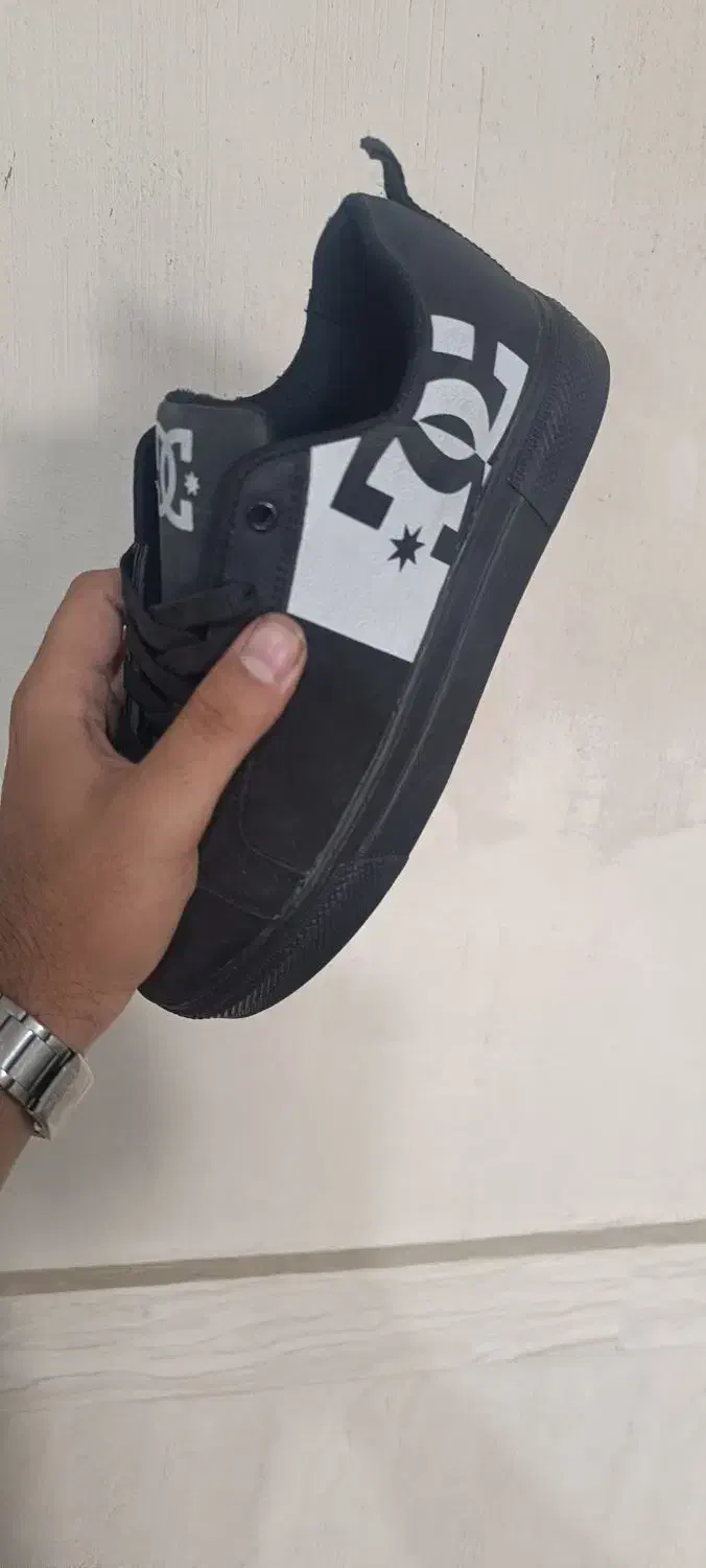 فروش یک جای ۶۰۰ جفت کفش با هم جفتی ۱۹۰|کیف، کفش، کمربند|سقز, |دیوار