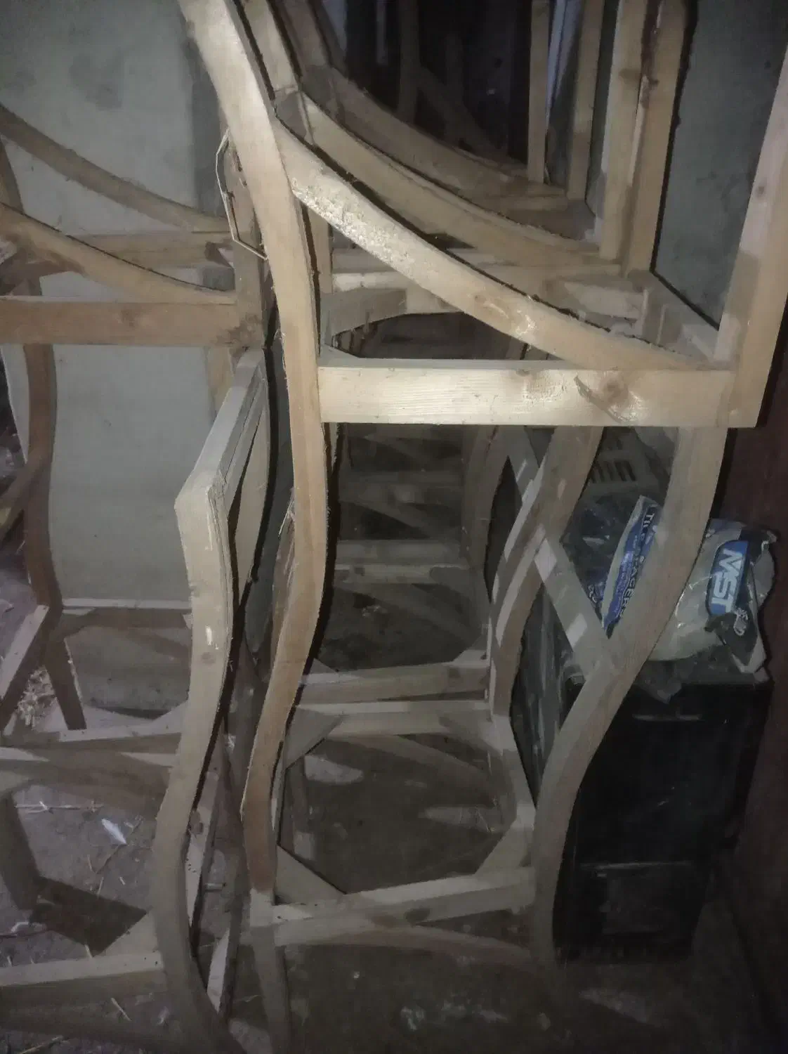 صندلی خام|صندلی و نیمکت|رشت, حومه رشت|دیوار