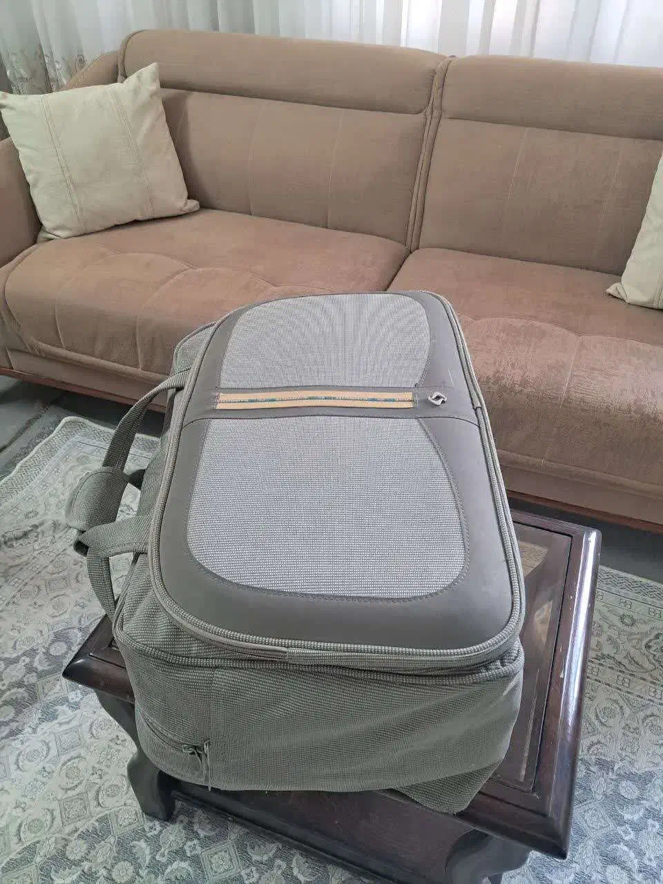 ساک خارجی بزرگ|کیف، کفش، کمربند|قم, باغ اشرافی|دیوار