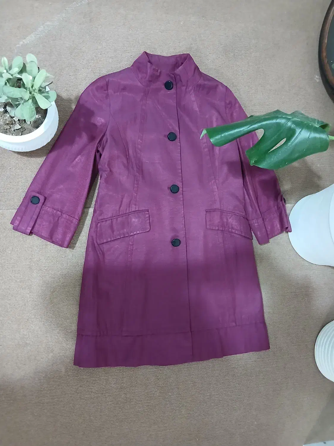 مانتوی زرشکی|لباس|ابهر, |دیوار