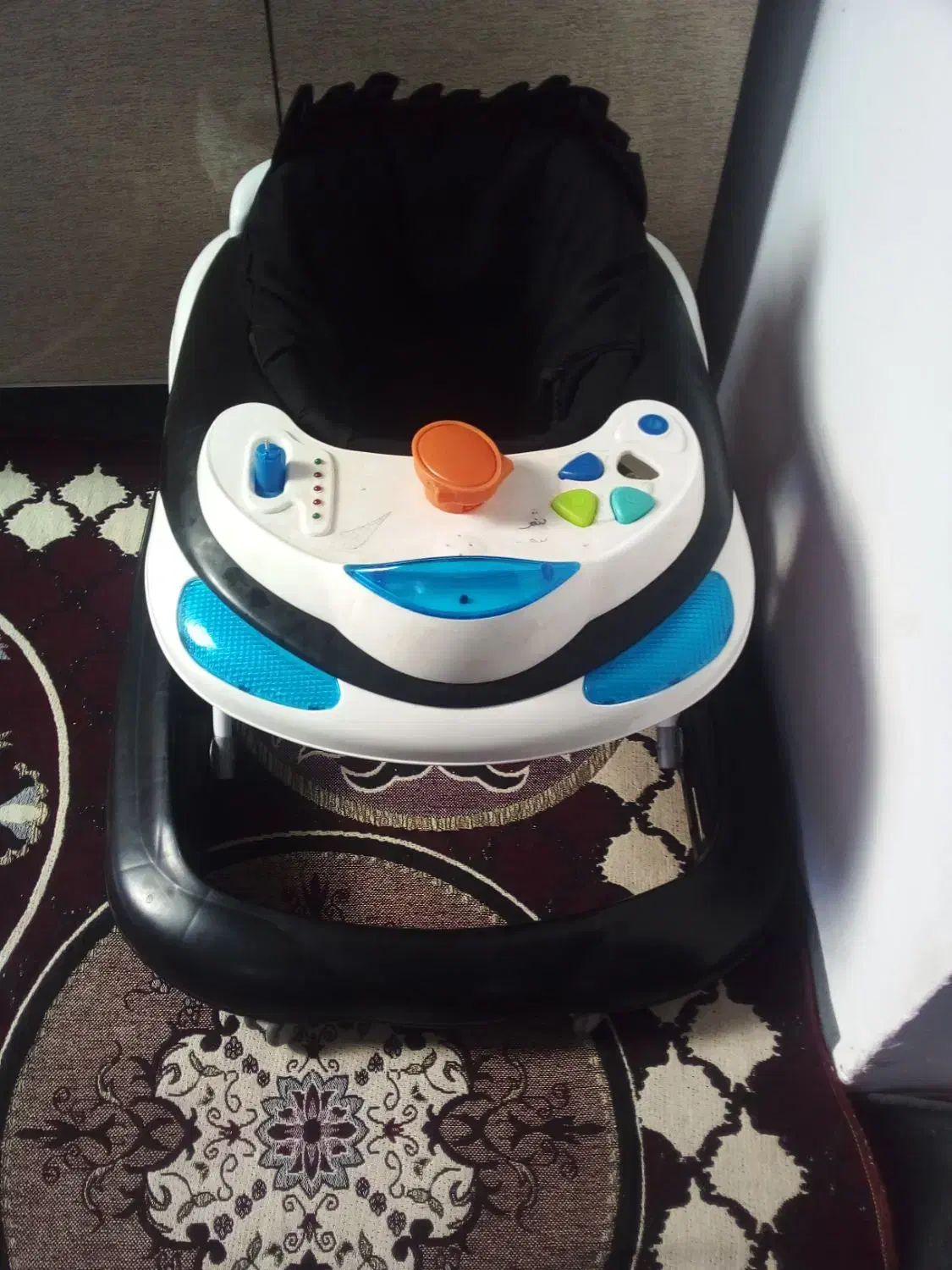 رورورک|تخت و صندلی بچه|زنجان, |دیوار