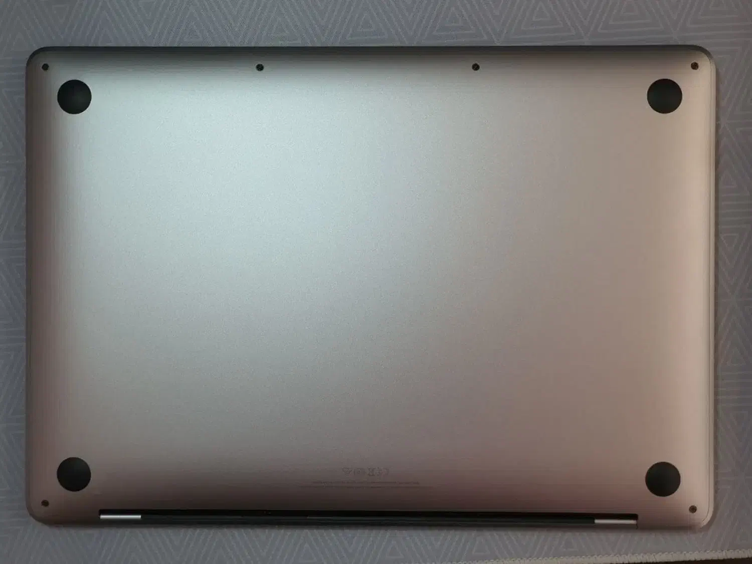 Macbook Pro M1 بسیار تمیز|رایانه همراه|اصفهان, بیدآباد|دیوار