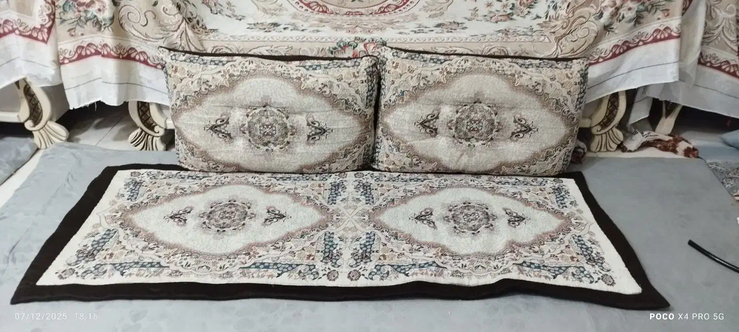 شاه نشین|رختخواب، بالش، پتو|ارومیه, |دیوار