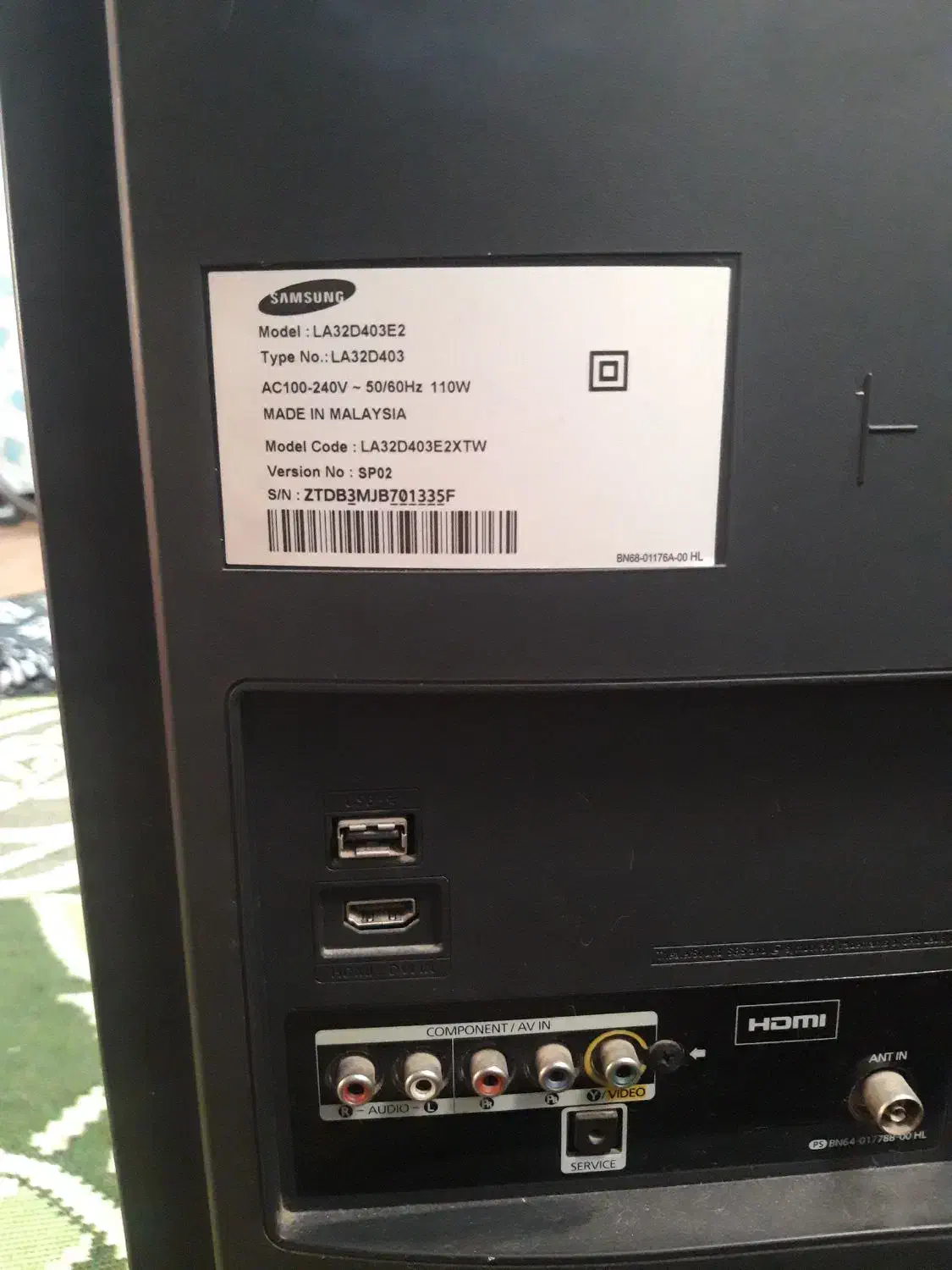 تلویزیون ال سی دی ۳۲اینچ نیازبه تعمیر|تلویزیون و پروژکتور|فردوسیه, |دیوار