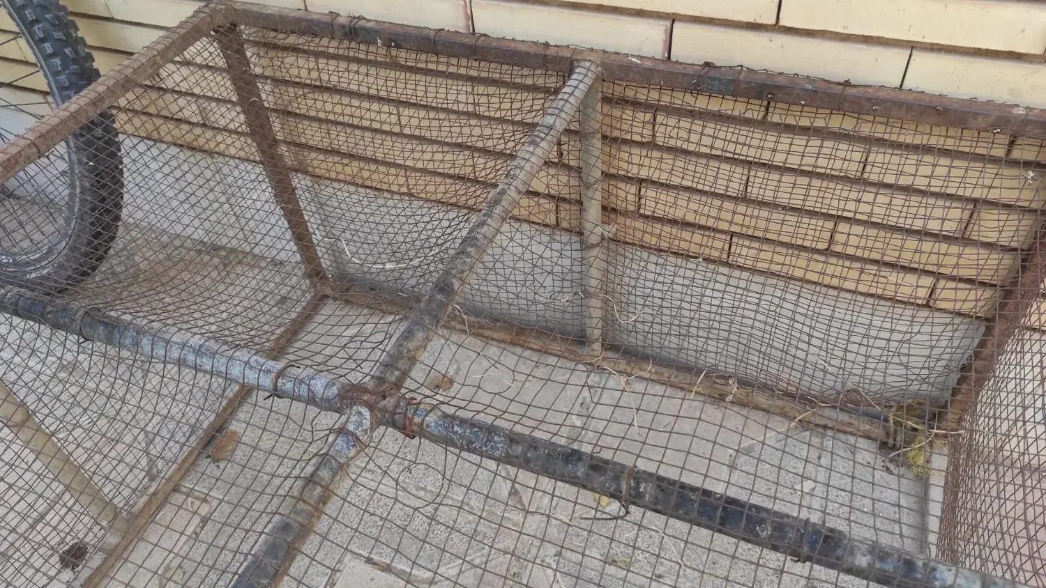 قفس ۱×۱ با تخفیف ویژه تا ساعت ۱۲ امشب|لوازم جانبی حیوانات|میبد, |دیوار