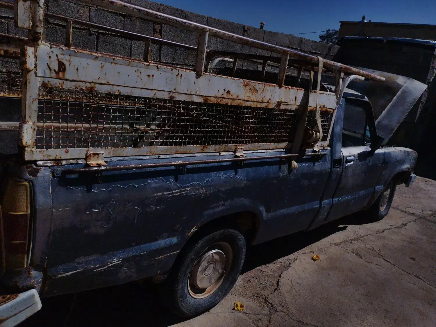 مزدا وانت ۱۶۰۰|خودرو سواری و وانت|زرقان, |دیوار