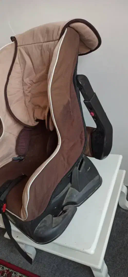 یک عدد کریر|کالسکه و لوازم جانبی|ارومیه, |دیوار