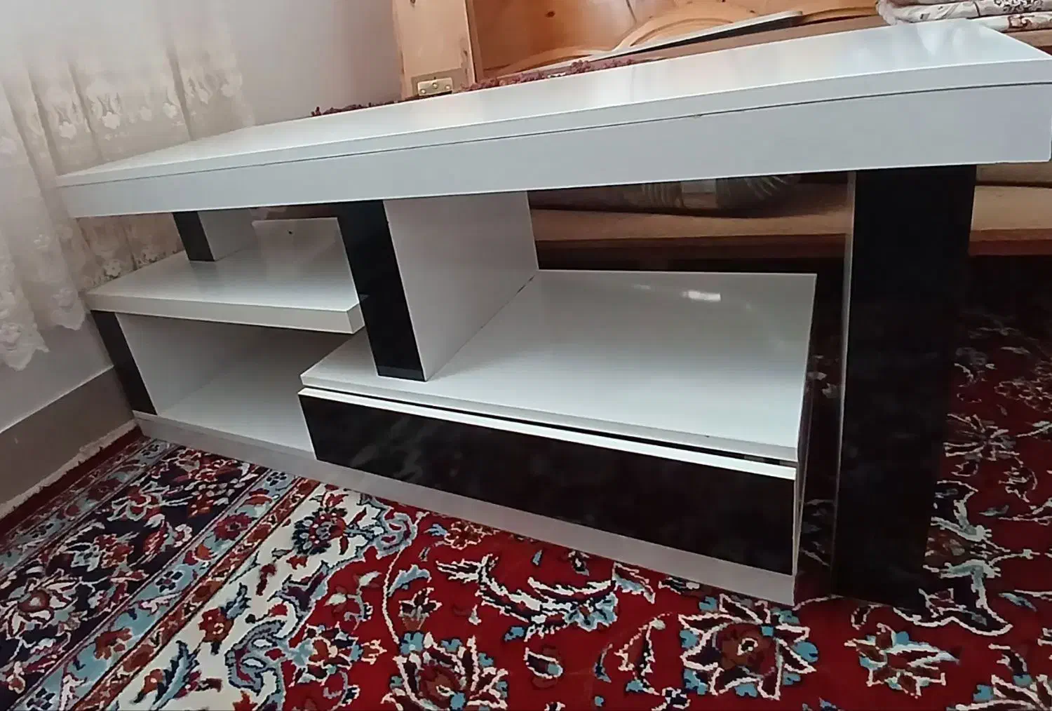 میز تلویزیون و بوفه|بوفه، ویترین، کنسول|بیجار, |دیوار