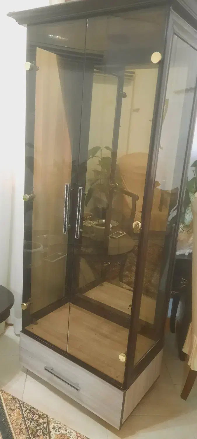 بوفه چهار طبقه|بوفه، ویترین، کنسول|صومعهسرا, |دیوار