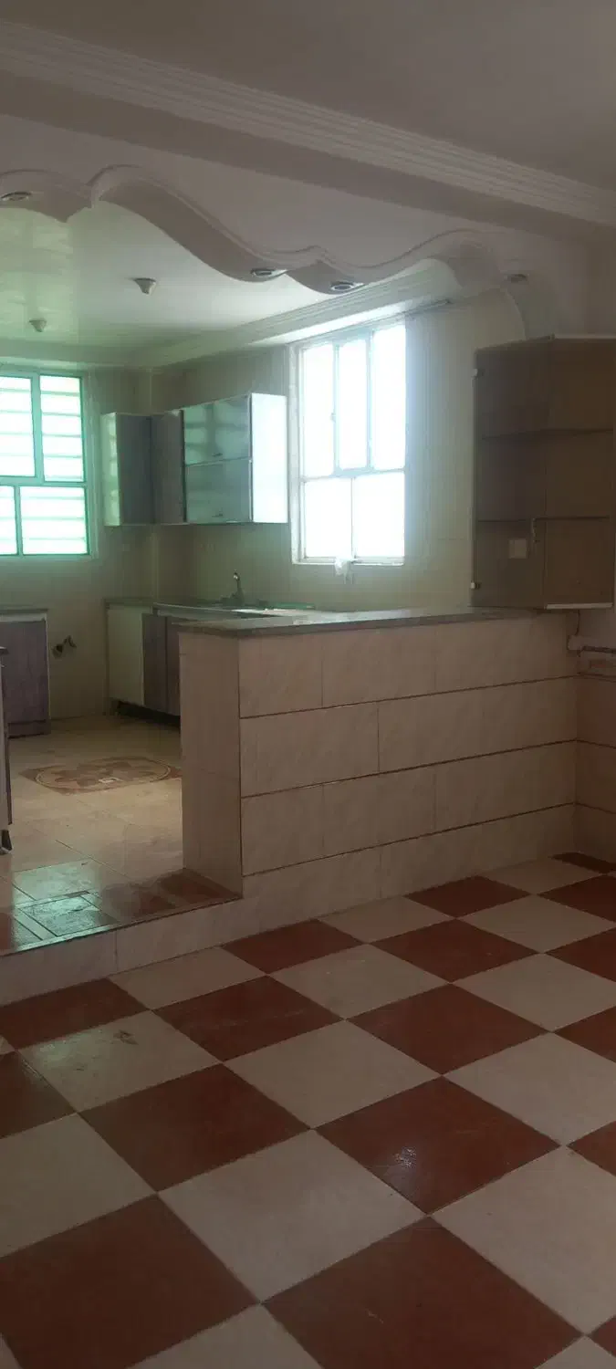 طبقه اول ۱۱۰متری خ مسجدجامع کوچه ۴|اجارهٔ آپارتمان|جیرفت, |دیوار