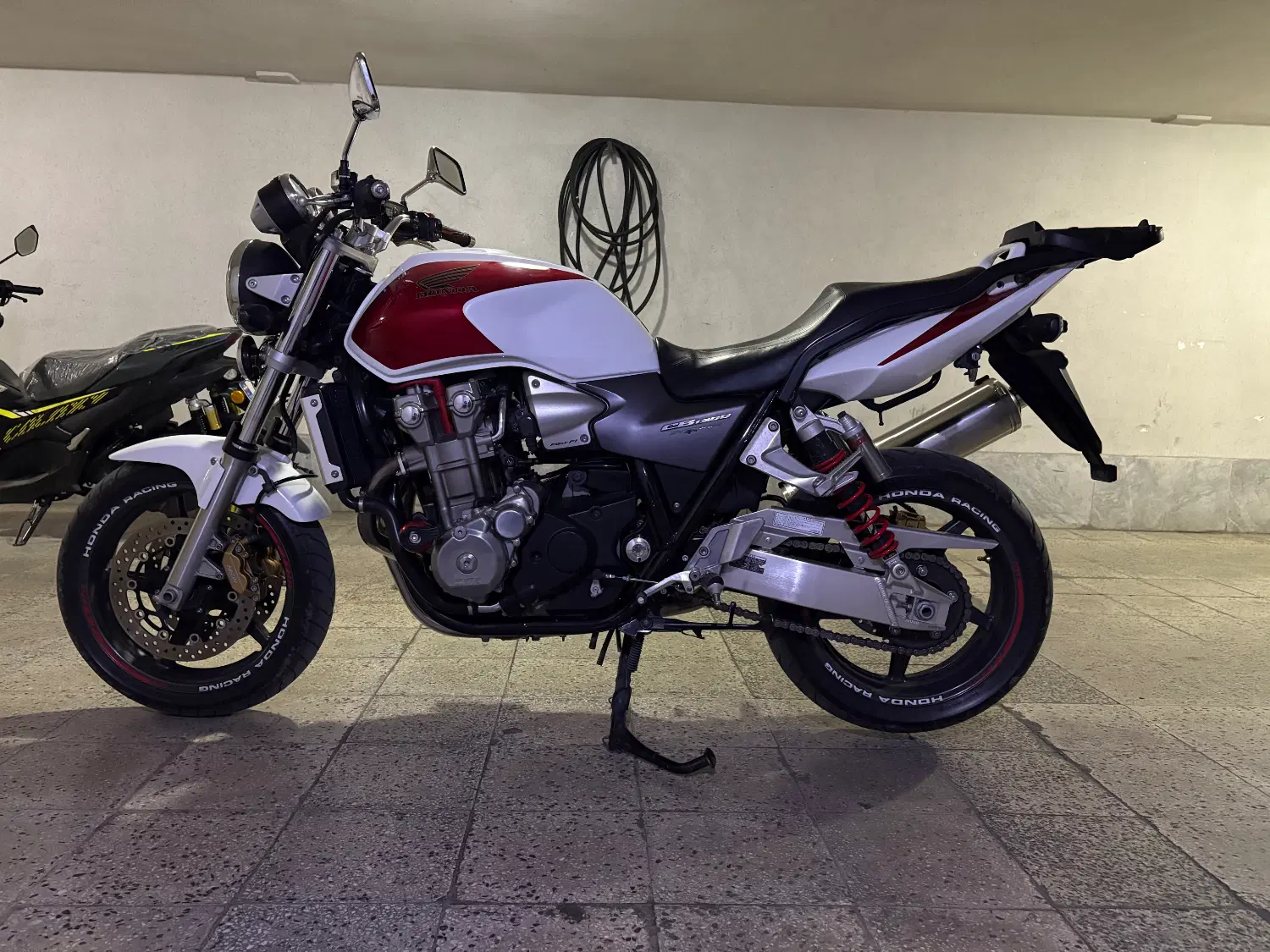 Cb1300|موتورسیکلت|تهران, بهارستان|دیوار