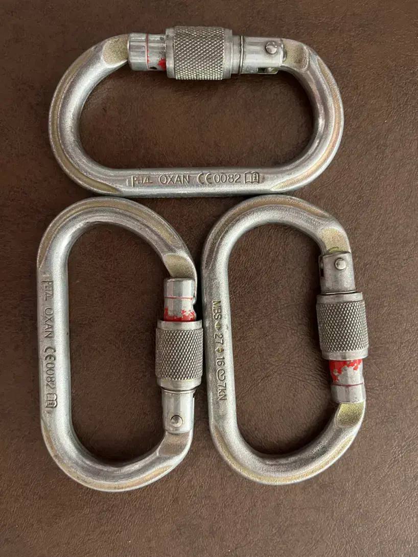 کارابین اهنی پتزل|کوهنوردی و کمپینگ|تهران, فلسطین (میدان انقلاب)|دیوار