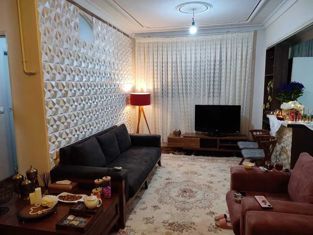 فرش ماشینی گل برجسته|فرش|همدان, |دیوار