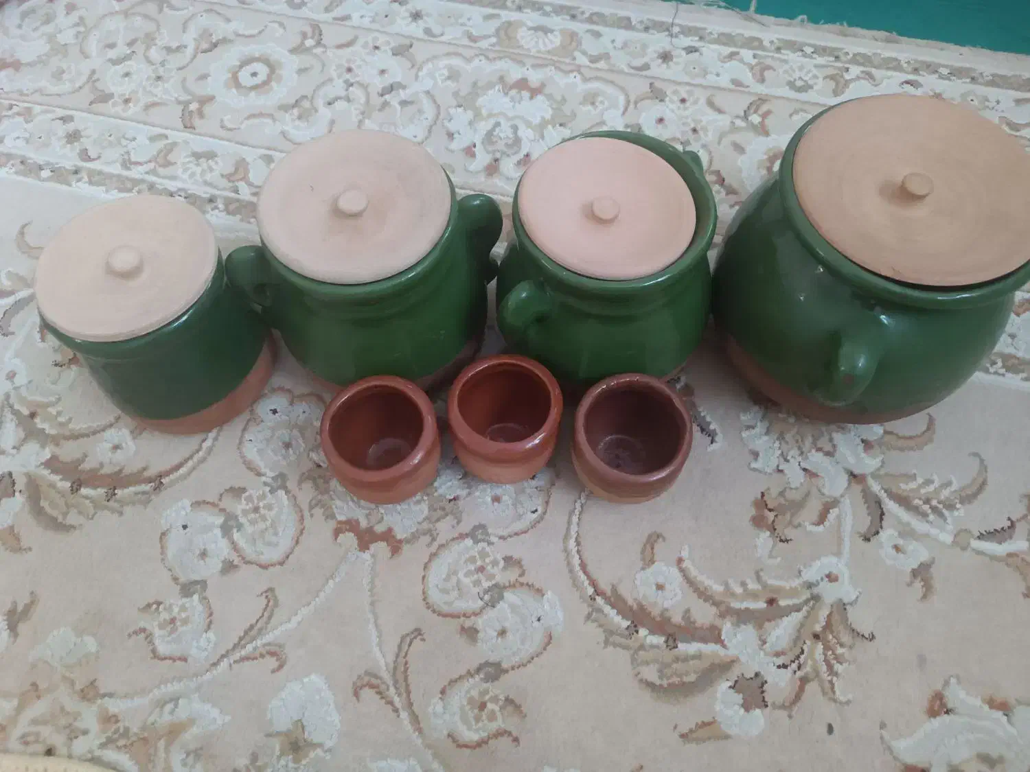 ظروف دیزی|ظروف پختوپز|رودخانه, |دیوار