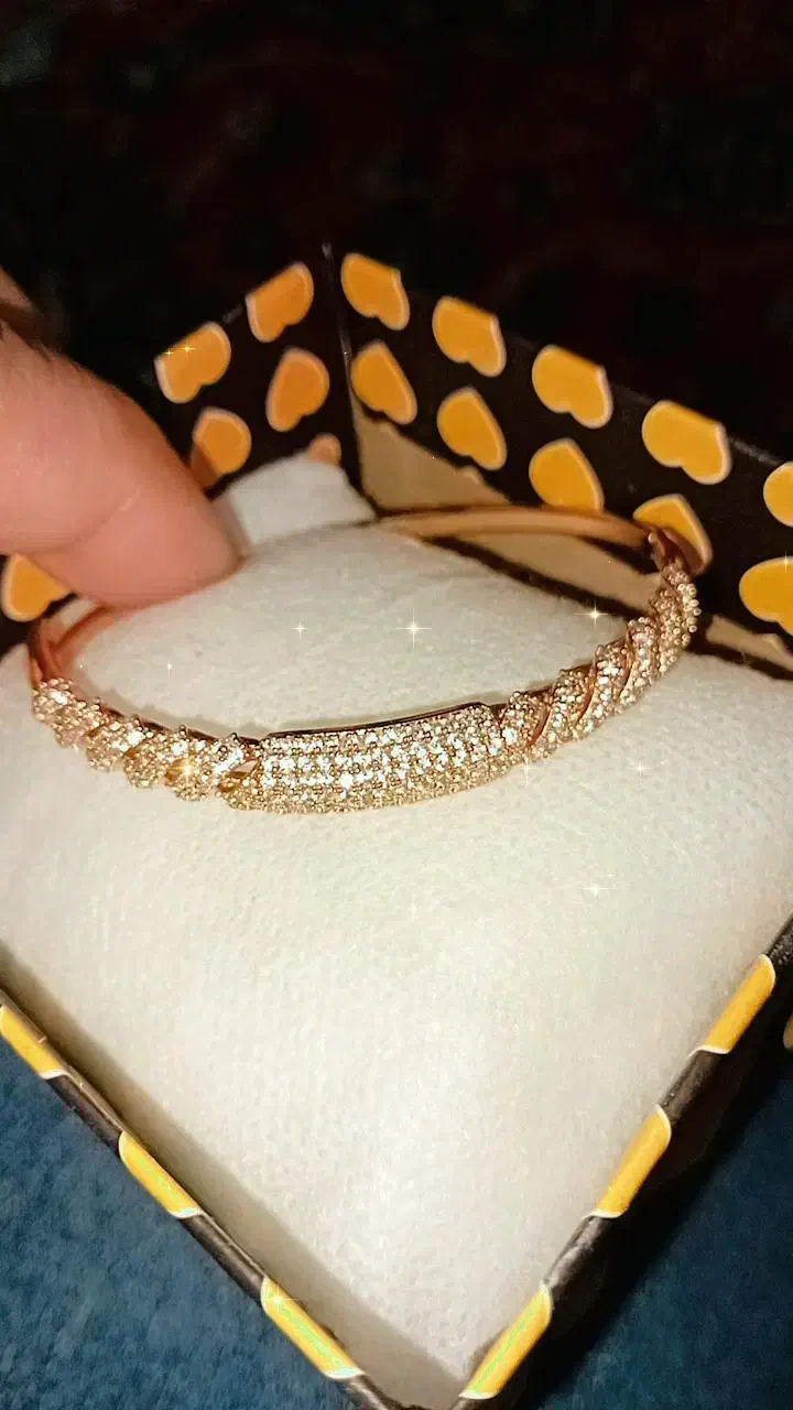 دستبند ژوپینگ فول نگین  آب طلا خورده نونونو|بدلیجات|همدان, |دیوار