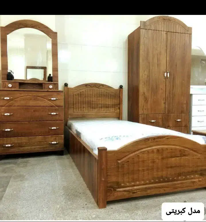 فروش انواع تخت و تشک اقساط بدون سود|تشک تختخواب|فولادشهر, B4|دیوار