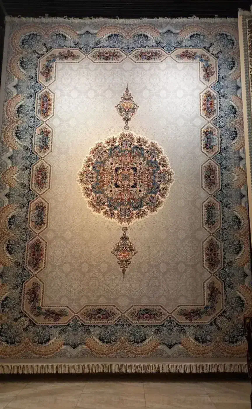 فر‌ش|فرش|مشهد, کارگران|دیوار