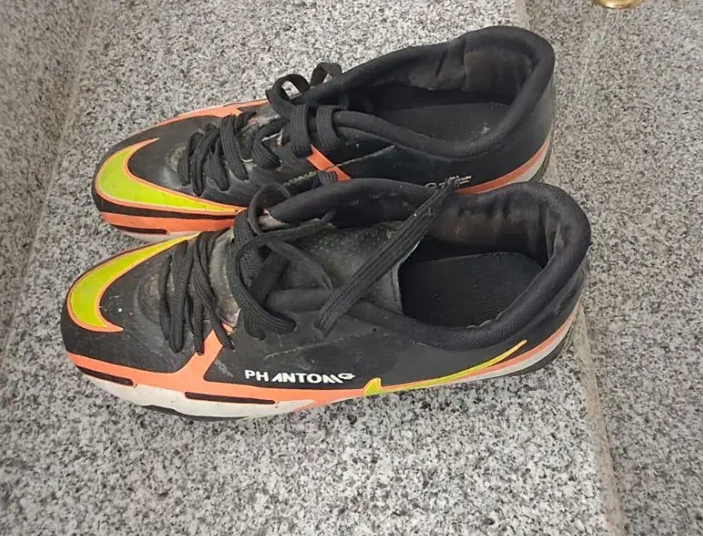 کفش استوک سایز ۳۹،۳۸|کیف، کفش، کمربند|صحنه, |دیوار