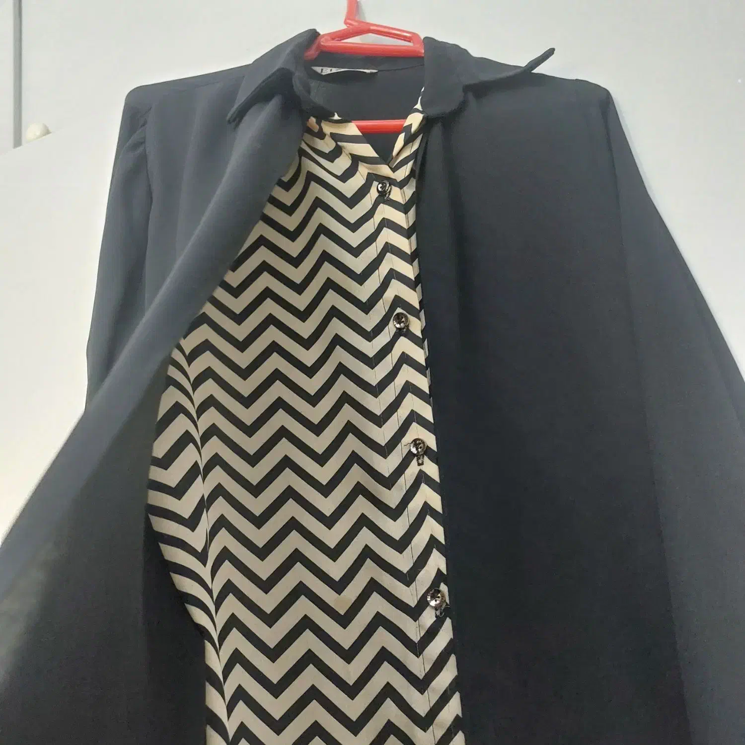 ۵ عدد مانتو سایز ۴۴ با هم ۵۰۰|لباس|پردیس, فاز ۴|دیوار