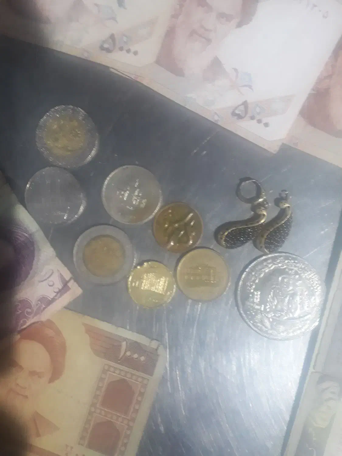 اسکناس جمهوری سکه جمهوری وسکه امام علی قدیمی|کلکسیون سکه، تمبر، اسکناس|سبزوار, زینبیه|دیوار