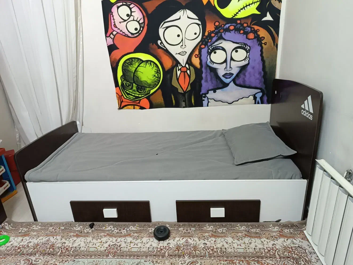 تخت نوجوان|تخت و سرویس خواب|رباط‌کریم, مسکن مهر آبشناسان|دیوار