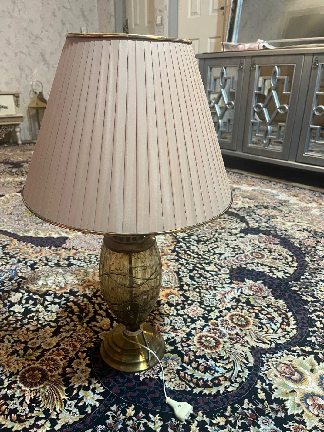 اباژور کاملا نو|چراغ خواب و آباژور|اسلام‌شهر, شهرک امام حسین (میان آباد)|دیوار