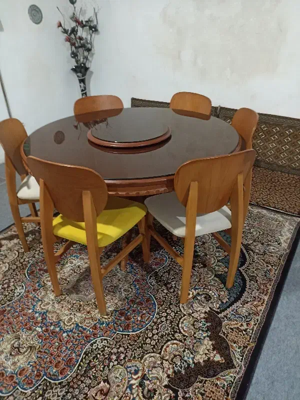 وچد|میز و صندلی غذاخوری|ماکو, |دیوار