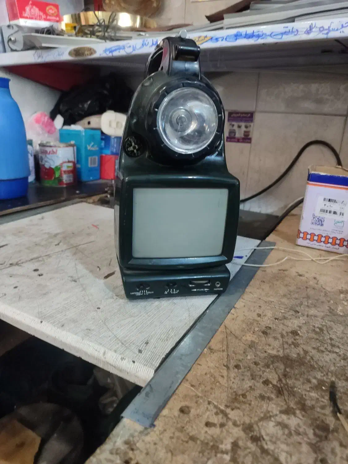 تلویزیون و رادیو|کلکسیون اشیاء عتیقه|نسیم‌شهر, |دیوار