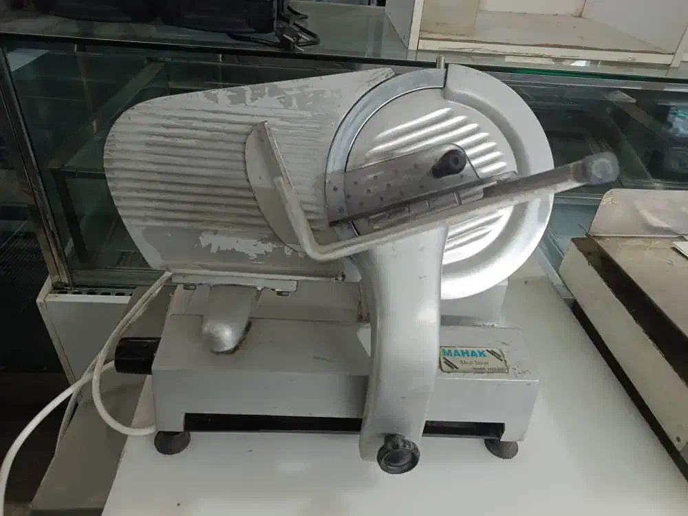 کالباس بر محک|فروشگاه و مغازه|نوشهر, |دیوار