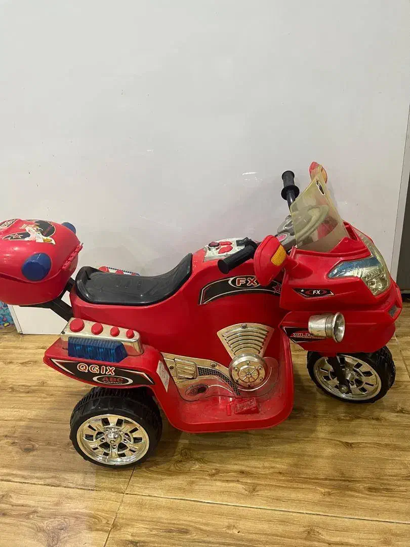 اسکیت کفشی،موتورشارژی،سرسره،دوچرخه|دوچرخه، اسکیت، اسکوتر|رشت, استادسرا|دیوار