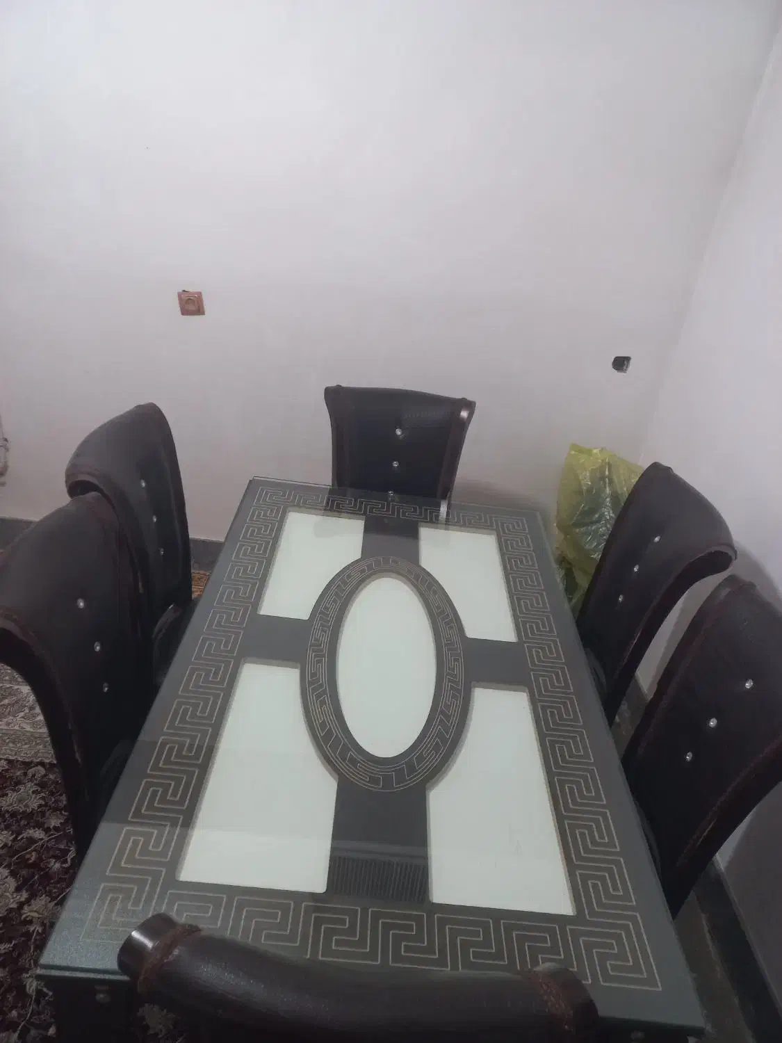 میز شیش نفره|میز و صندلی غذاخوری|دالاهو, |دیوار