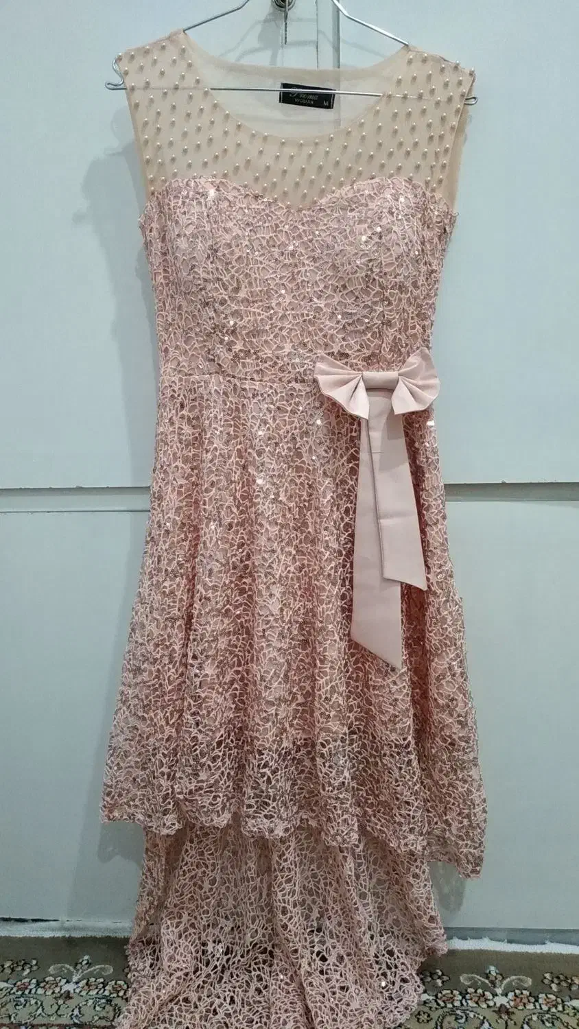 لباس مجلسی کوتاه|لباس|بهارستان, |دیوار