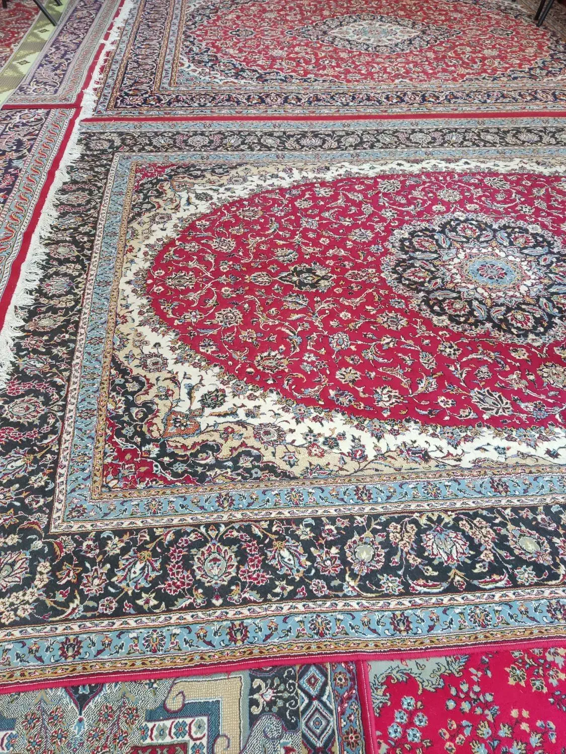 12 عدد فرش 3*4  مسجد دانه ای 4 میلیون تومان|فرش|تربت‌حیدریه, حیدرآباد|دیوار