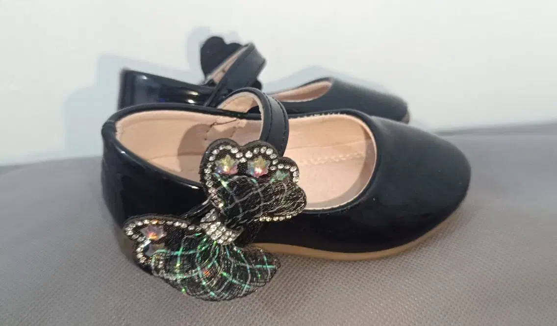 کفش کودک سایز ۲۲|کفش و لباس بچه|اهواز, فولادشهر|دیوار