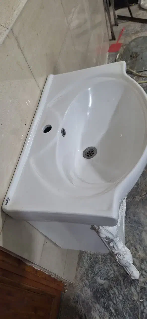 روشویی سرامیک زیبا|لوازم سرویس بهداشتی|بروجرد, |دیوار